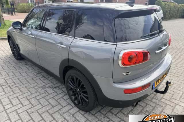 MINI Clubman (2017) thumbnail 3
