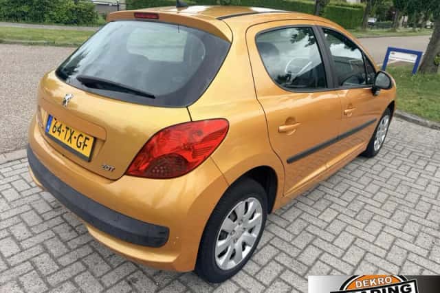 Peugeot 207 (2007) thumbnail 5