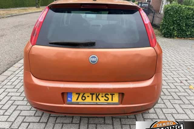 Fiat Grande Punto (2006) thumbnail 4