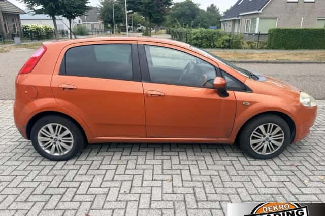 Fiat Grande Punto (2006) thumbnail 6