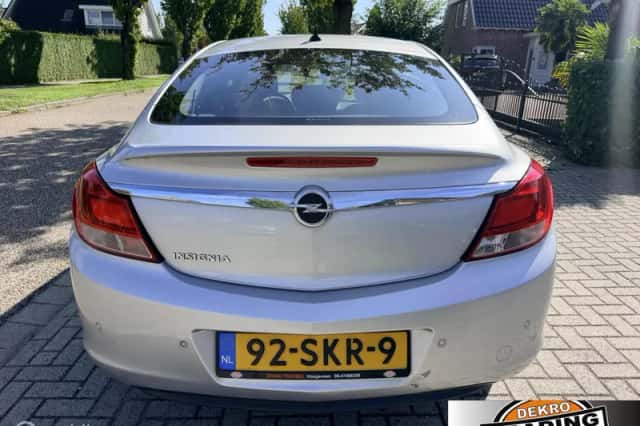 Opel Insignia (2011) thumbnail 4