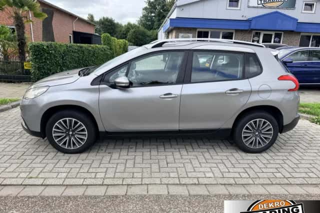Peugeot 2008 (2014) thumbnail 2