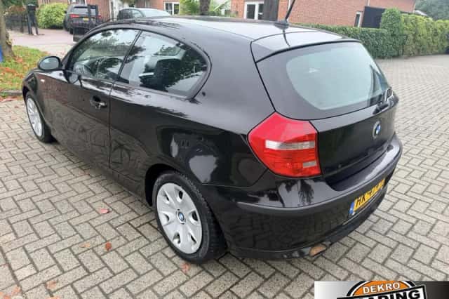 BMW 1-Serie (2009) thumbnail 3
