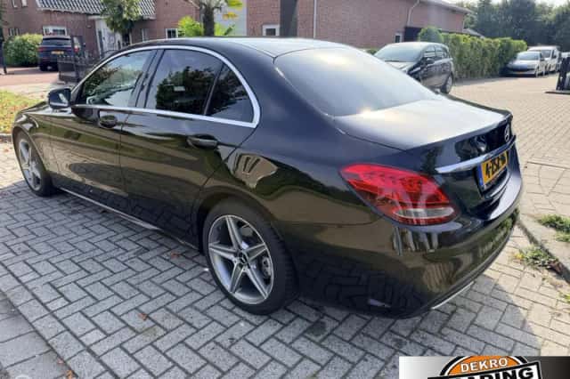 Mercedes-Benz C-Klasse (2014) thumbnail 3