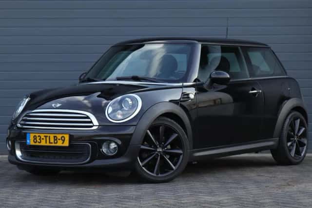 MINI One (2012) thumbnail 1