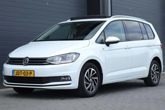 Volkswagen Touran (2019) thumbnail 4