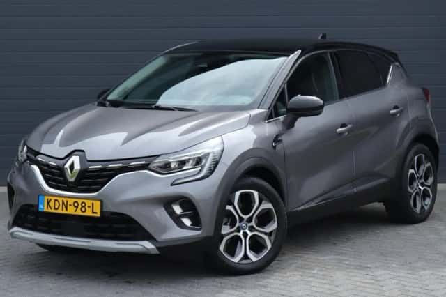 Renault Captur (2021) thumbnail 2