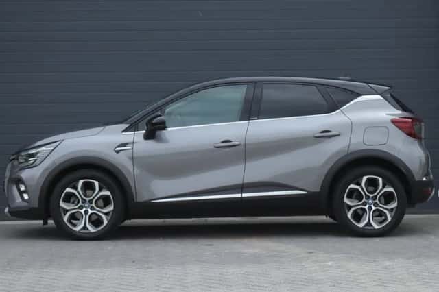 Renault Captur (2021) thumbnail 6
