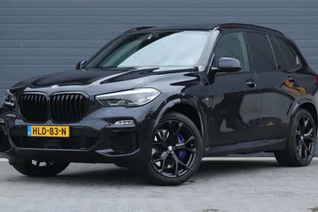 BMW X5 (2020) thumbnail 1
