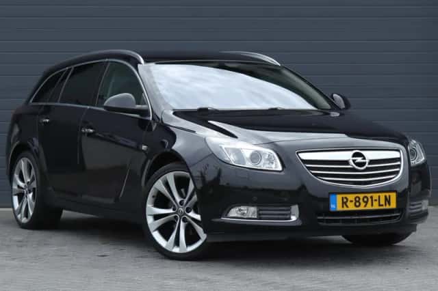 Opel Insignia (2011) thumbnail 4