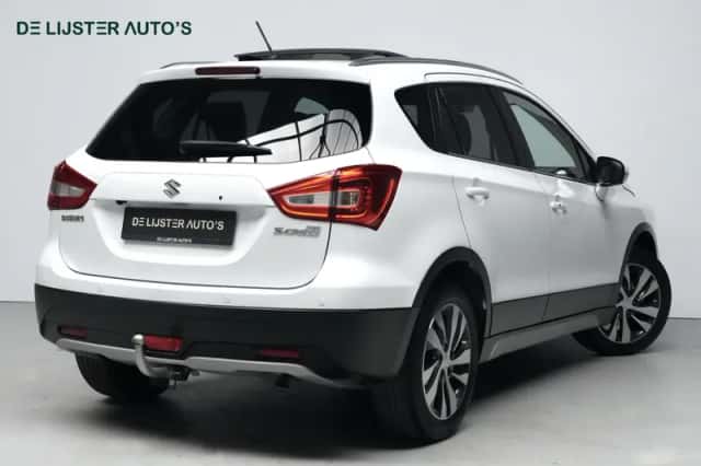 Suzuki SX4 S-Cross (2018) thumbnail 5