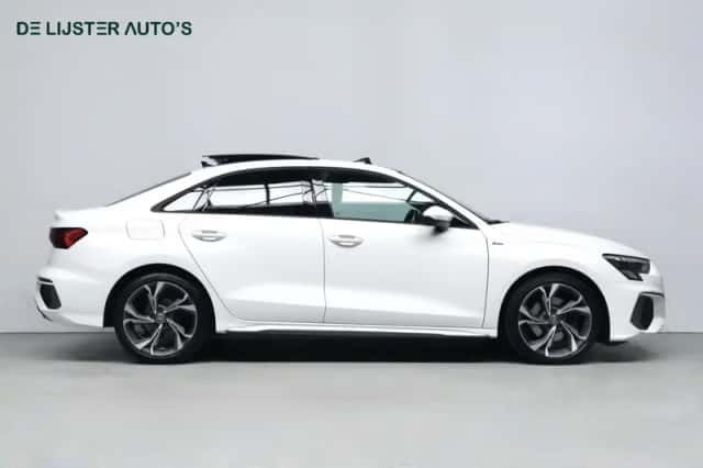 Audi A3 (2020) thumbnail 4