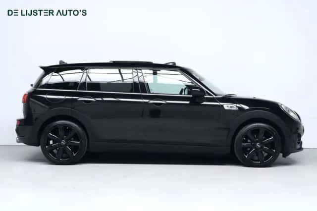 MINI Clubman (2019) thumbnail 4