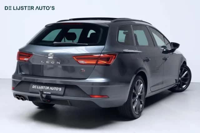 SEAT Leon (2019) thumbnail 5