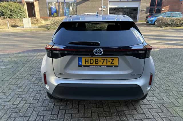 Toyota Yaris Cross (2024) thumbnail 5