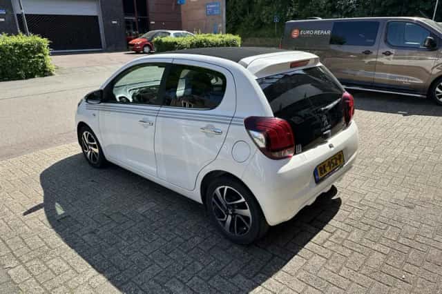 Peugeot 108 (2017) thumbnail 3