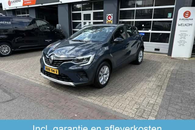 Renault Captur (2022) thumbnail 1