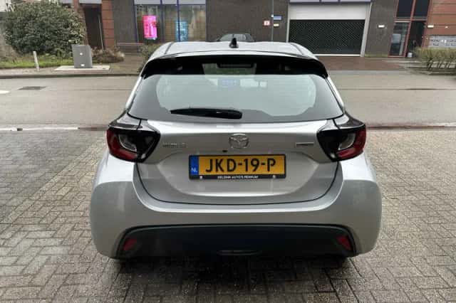 Mazda 2 Hybrid (2025) thumbnail 4