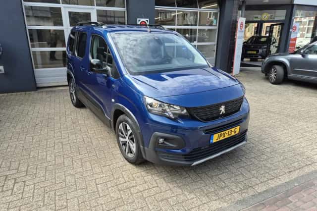 Peugeot Rifter (2019) thumbnail 3