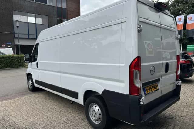 Opel Movano (2024) thumbnail 3