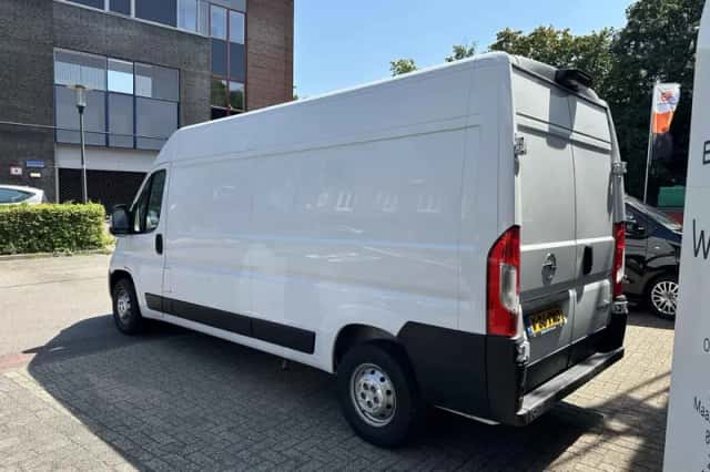 Opel Movano (2024) thumbnail 3