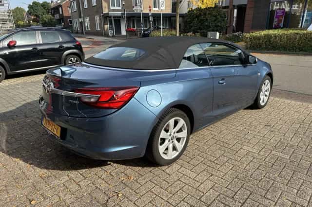 Opel Cascada (2015) thumbnail 5