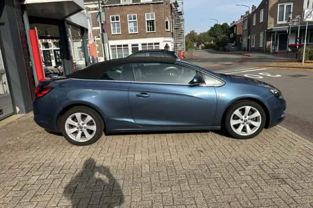 Opel Cascada (2015) thumbnail 6