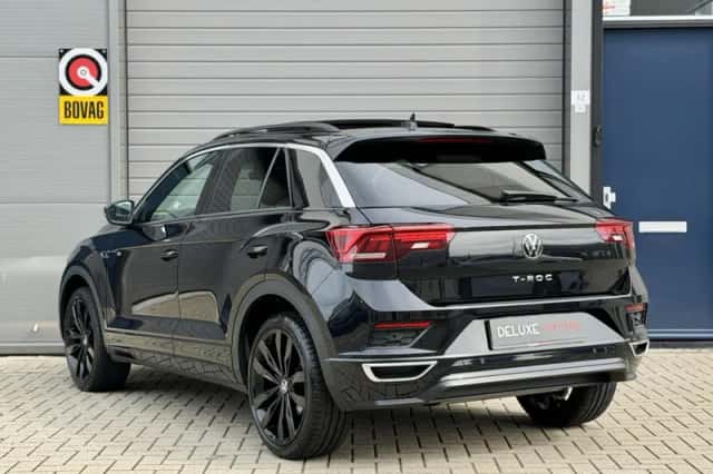 Volkswagen T-Roc (2021) thumbnail 2