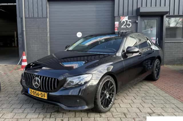 Mercedes-Benz E-Klasse (2016) thumbnail 4