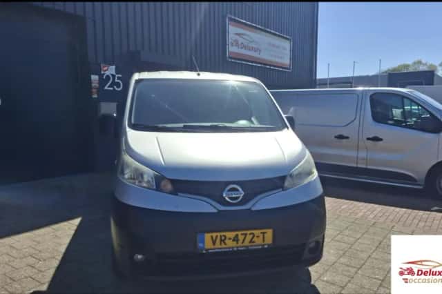 Nissan NV200 (2013) thumbnail 2