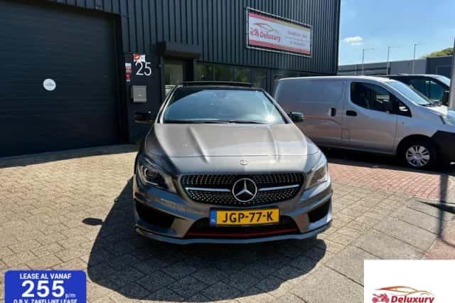 Mercedes-Benz CLA-Klasse (2015) thumbnail 1