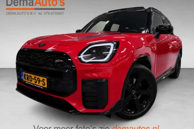 MINI Countryman (2025) thumbnail 1