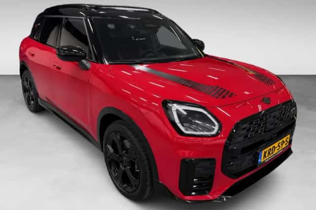 MINI Countryman (2025) thumbnail 2