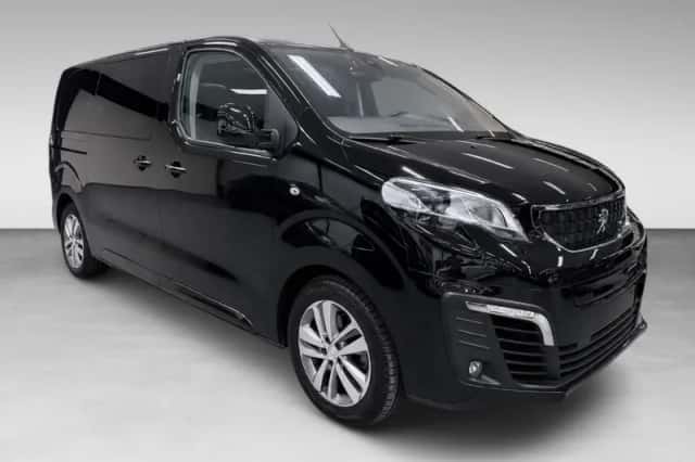 Peugeot E-Traveller (2021) thumbnail 3