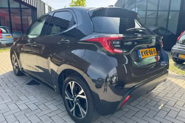 Toyota Yaris (2025) thumbnail 5