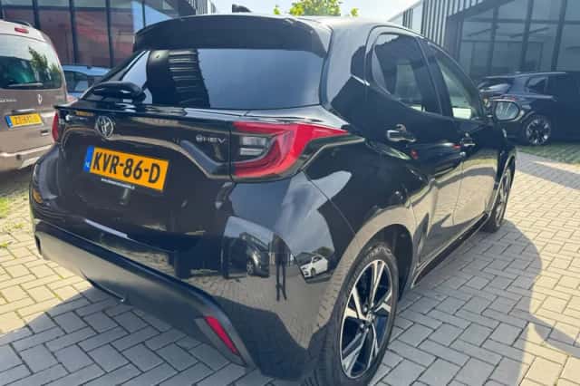 Toyota Yaris (2025) thumbnail 6