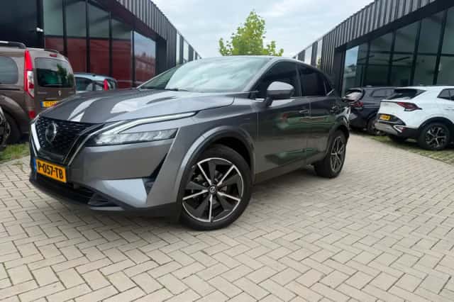 Nissan Qashqai (2022) thumbnail 1