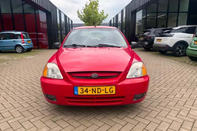 Kia Rio (2003) thumbnail 5