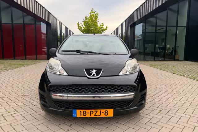 Peugeot 107 (2011) thumbnail 5