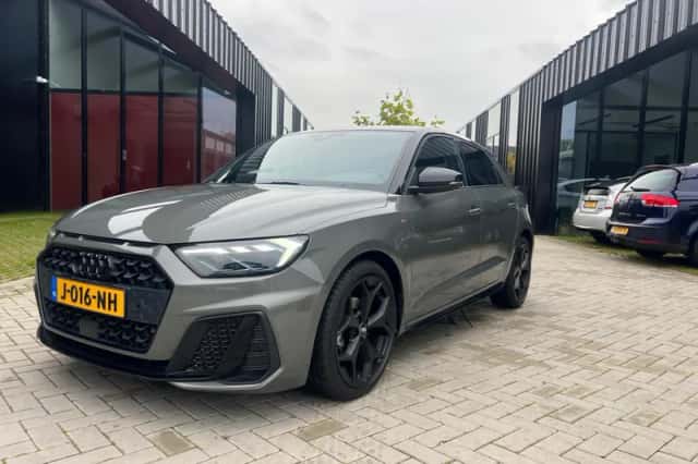 Audi A1 (2019) thumbnail 1