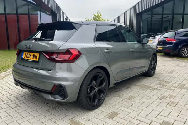 Audi A1 (2019) thumbnail 6