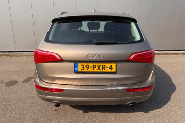Audi Q5 (2011) thumbnail 6