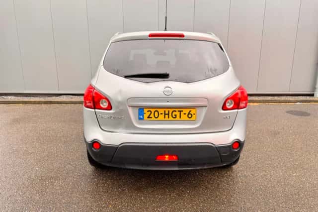 Nissan Qashqai (2008) thumbnail 6