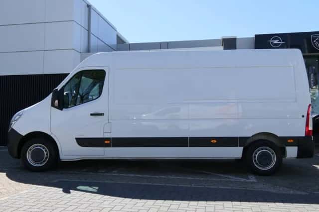 Opel Movano (2021) thumbnail 2
