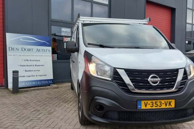 Nissan NV300 (2019) thumbnail 2