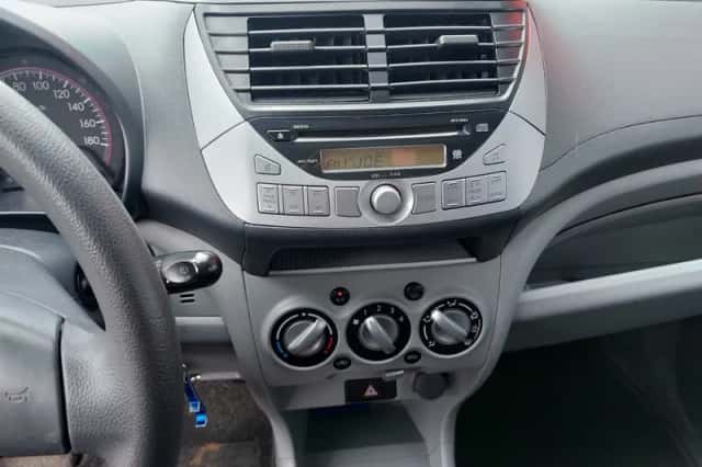 Suzuki Alto (2011) thumbnail 6