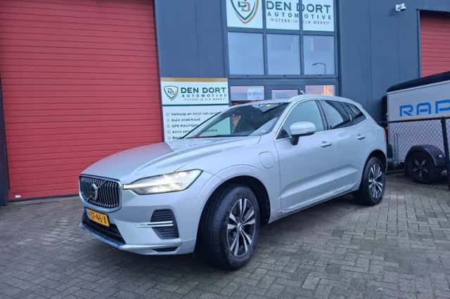 Volvo XC60 (2021) thumbnail 1