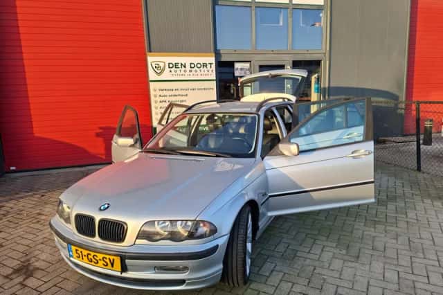 BMW 3-Serie (2001) thumbnail 2