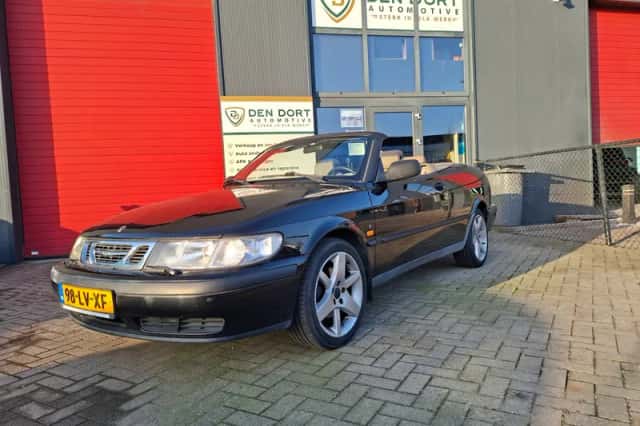 Saab 9-3 (2000) thumbnail 1