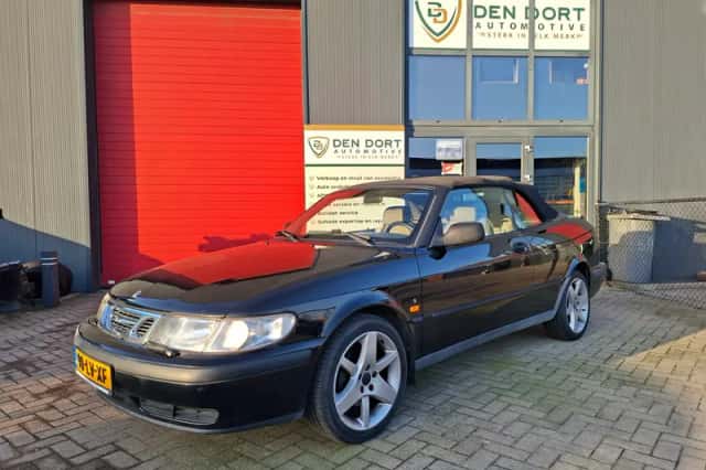 Saab 9-3 (2000) thumbnail 3
